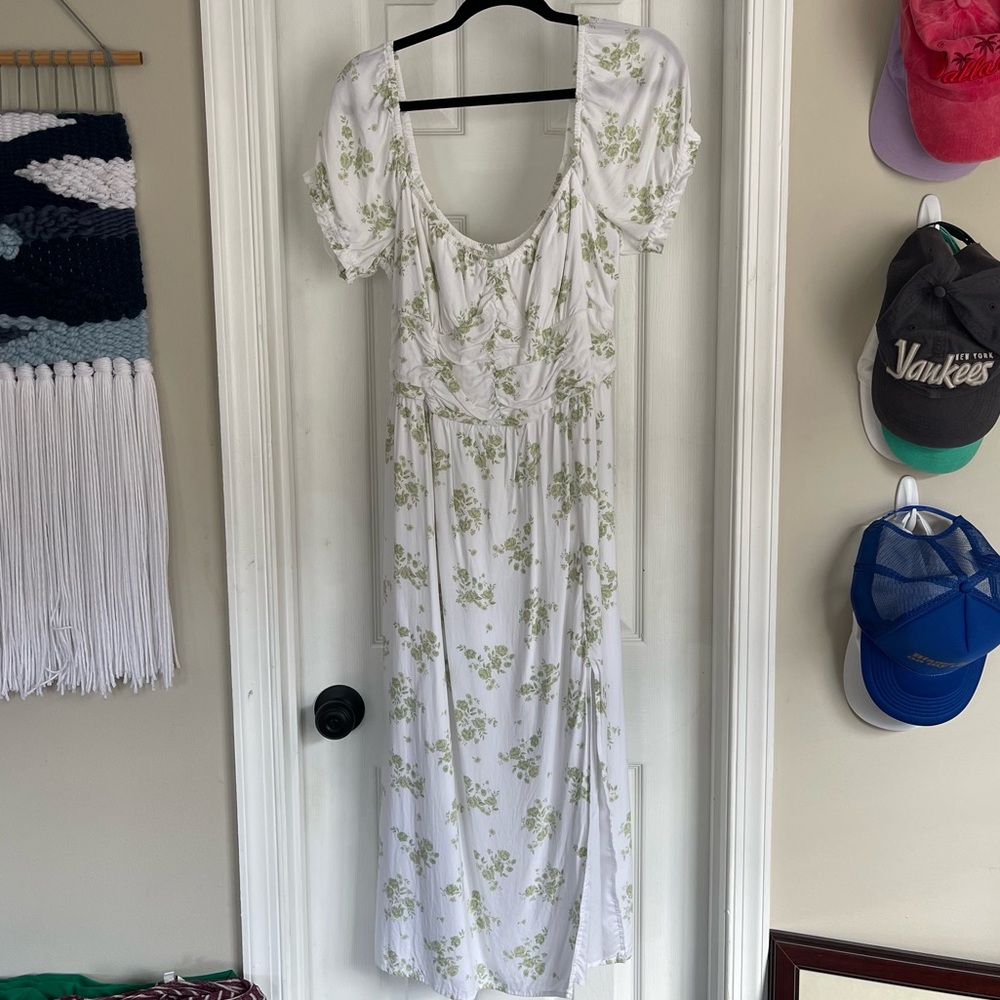 Hollister Floral White Midi Dress
